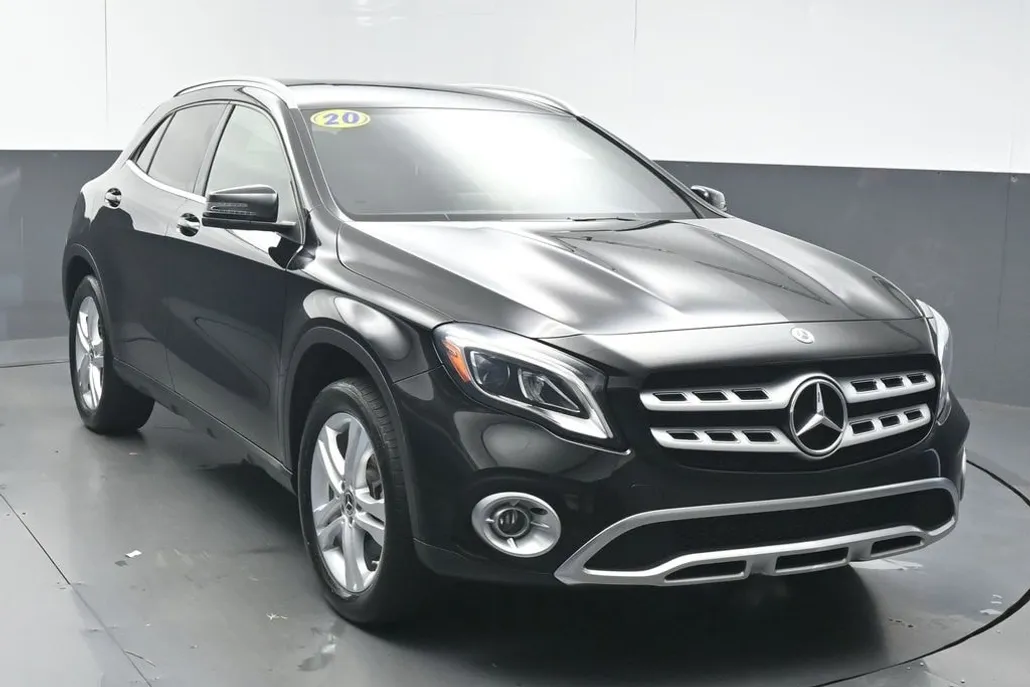 2020 Mercedes Benz GLA 250 photo 1