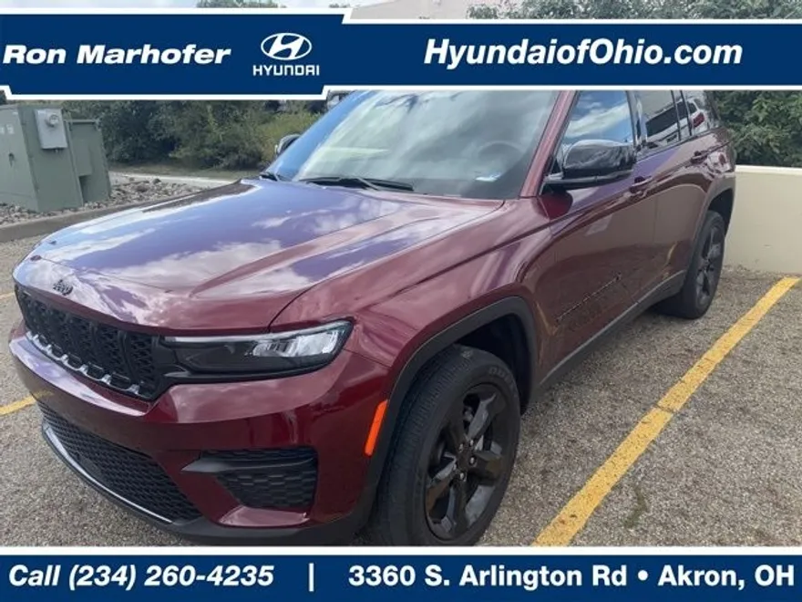 2023 Jeep Grand Cherokee Altitude photo 1