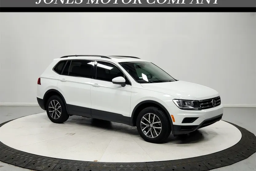 2019 Volkswagen Tiguan SE photo 1