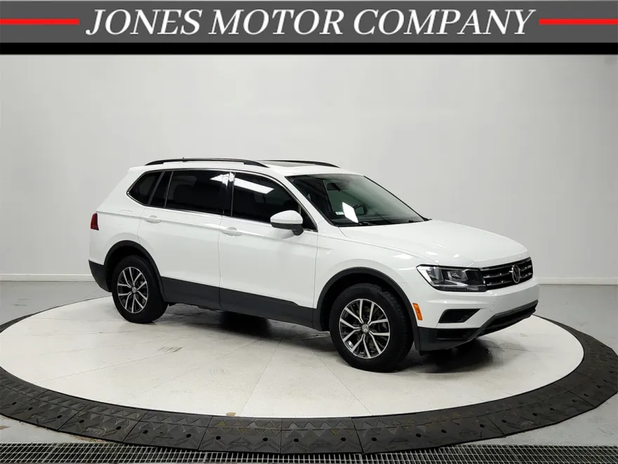 2019 Volkswagen Tiguan SE photo 1