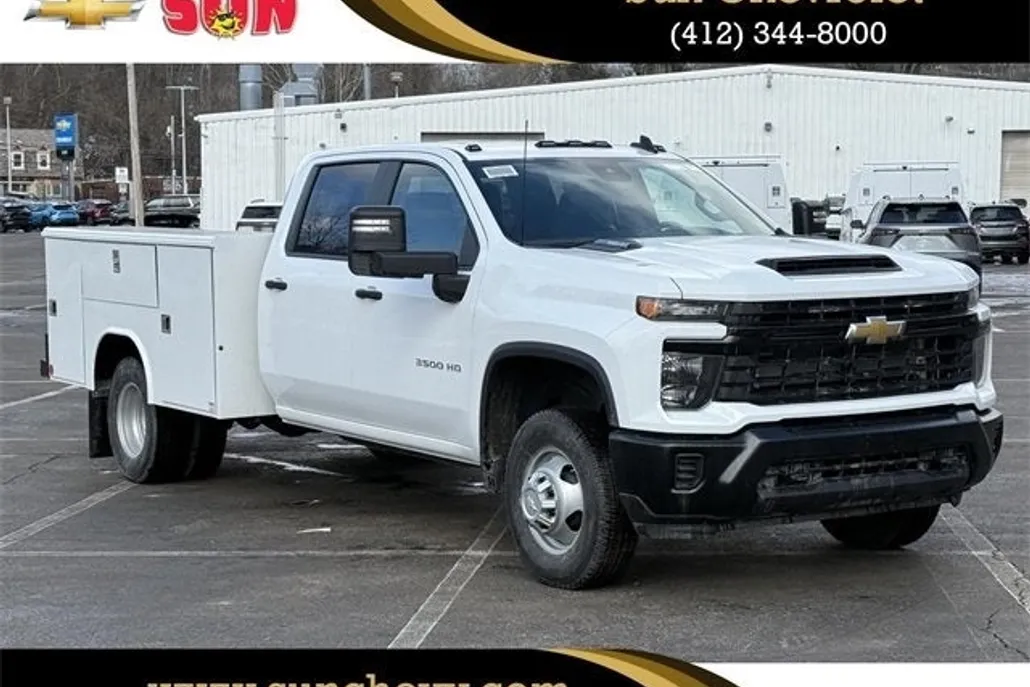 2025 Chevrolet Silverado Work Truck photo 1