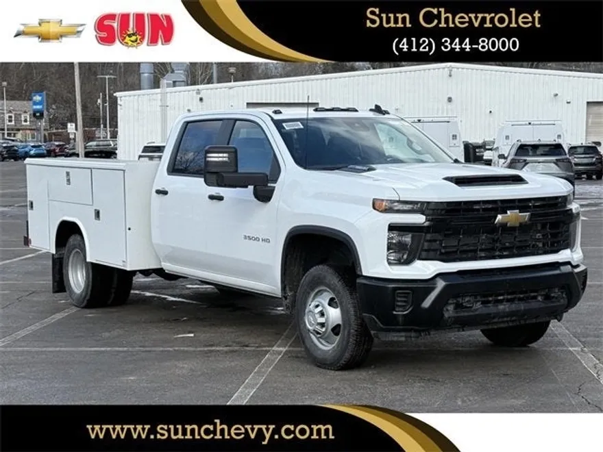 2025 Chevrolet Silverado Work Truck photo 1