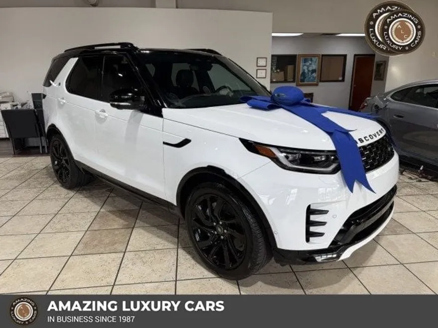 2023 Land Rover Discovery P300 S S R-Dynamic photo 1