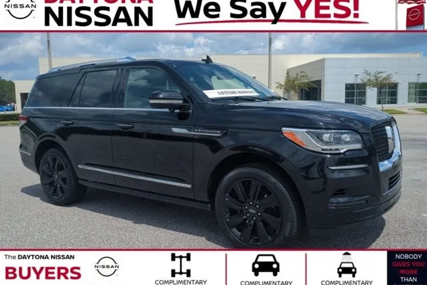 2023 Lincoln Navigator Reserve photo 1