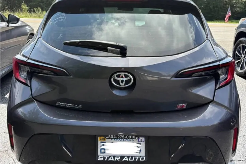2023 Toyota Corolla SE photo 1