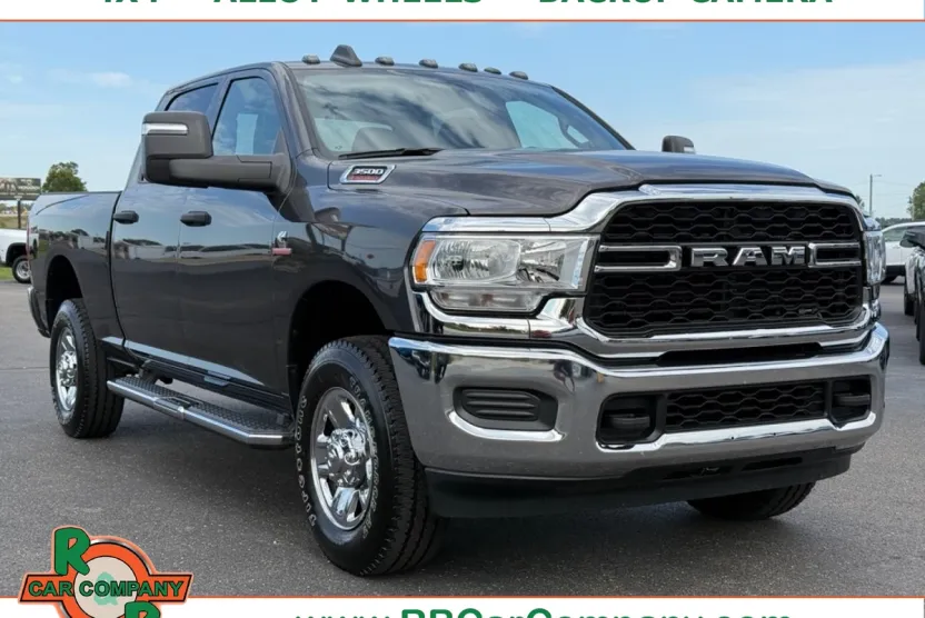 2024 Ram 3500 Tradesman photo 1