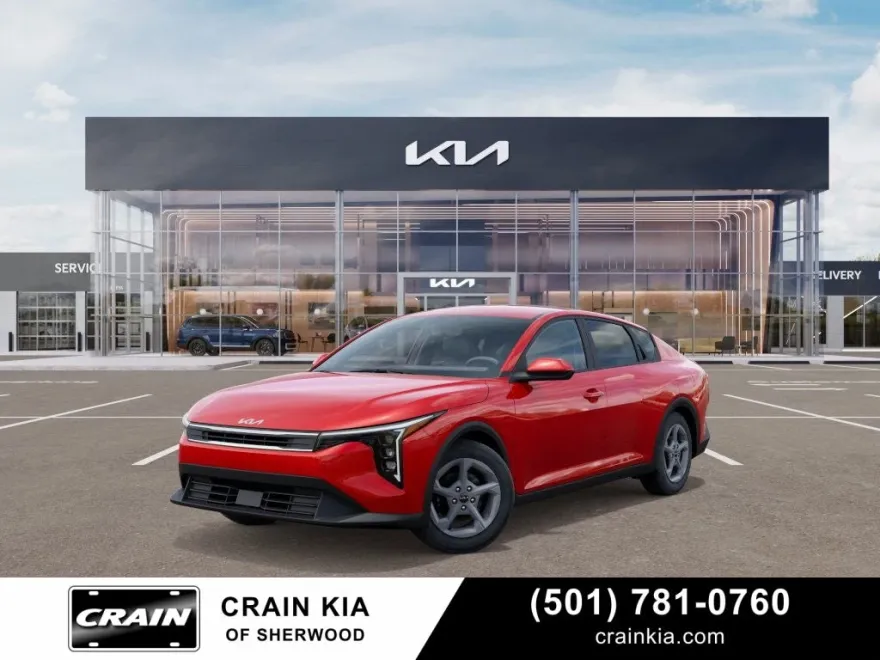 2025 Kia K4 LXS photo 1