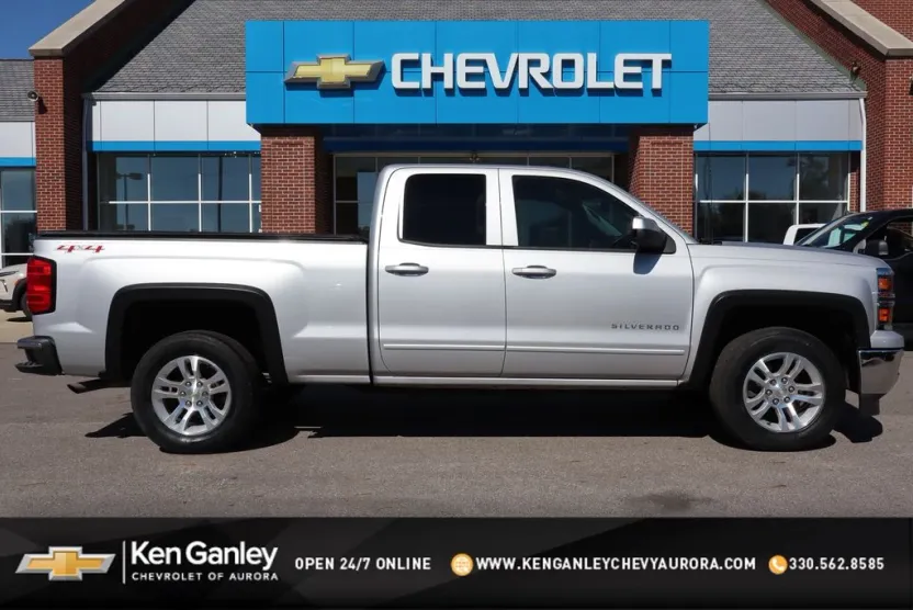 2015 Chevrolet Silverado LT photo 1