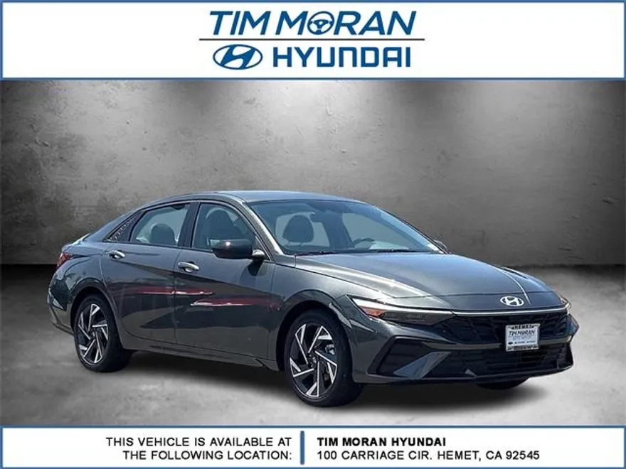 2025 Hyundai Elantra SEL Sport photo 1