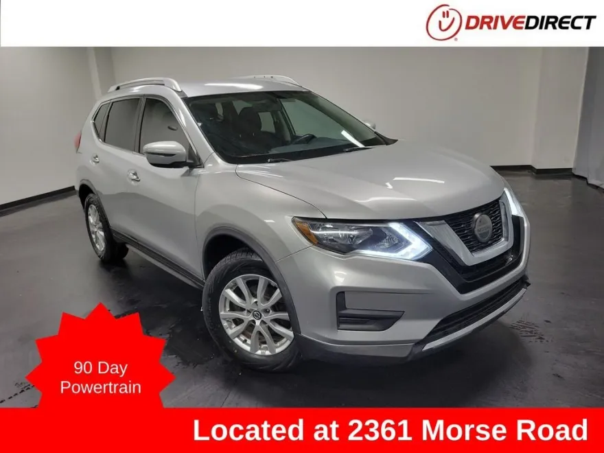 2018 Nissan Rogue SV photo 1