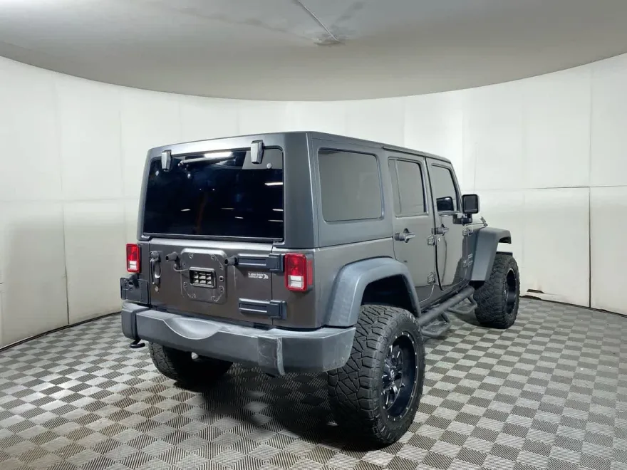 2018 Jeep Wrangler Unlimited Sport S photo 1