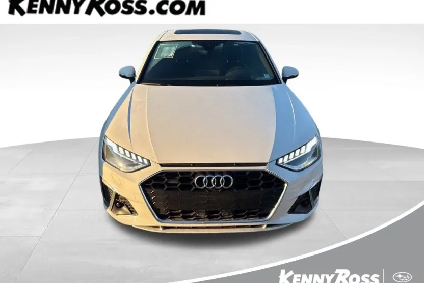 2022 Audi A4 S line Prestige 45 TFSI Quattro photo 1