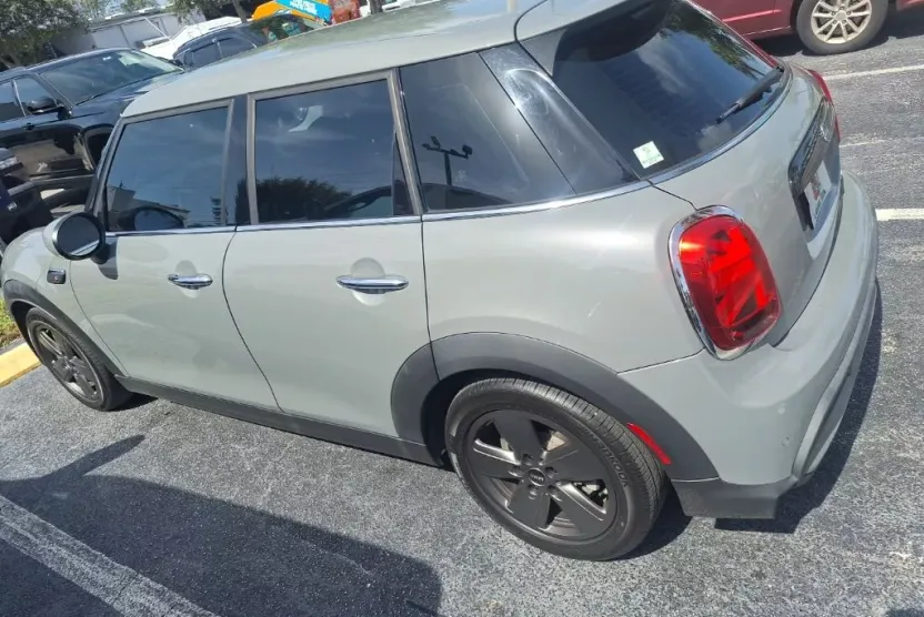 2022 Mini Cooper Hardtop S photo 1