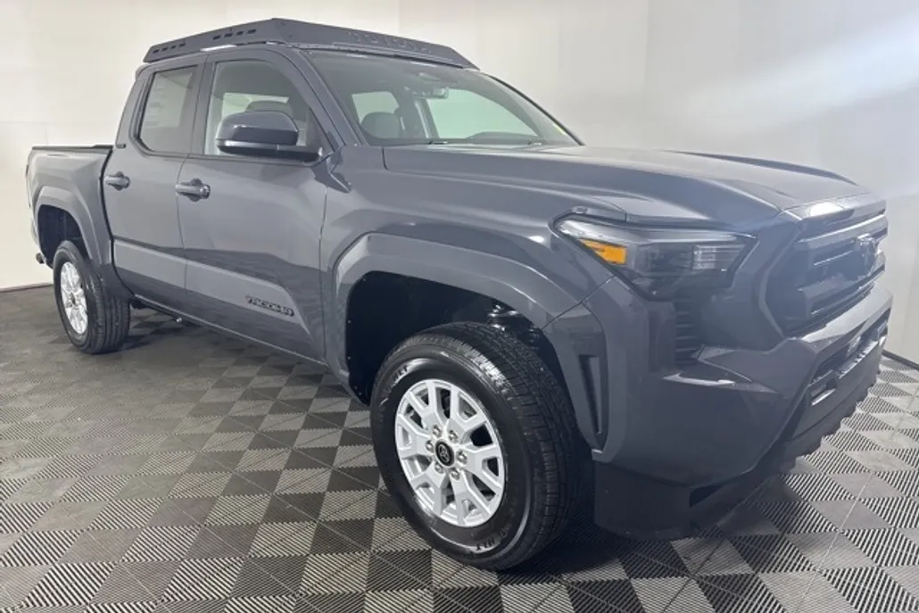 2025 Toyota Tacoma SR5 Double Cab photo 1