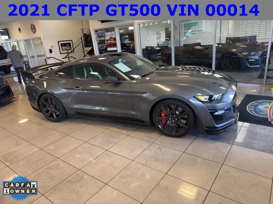 2021 Ford Mustang Shelby GT500 photo 1