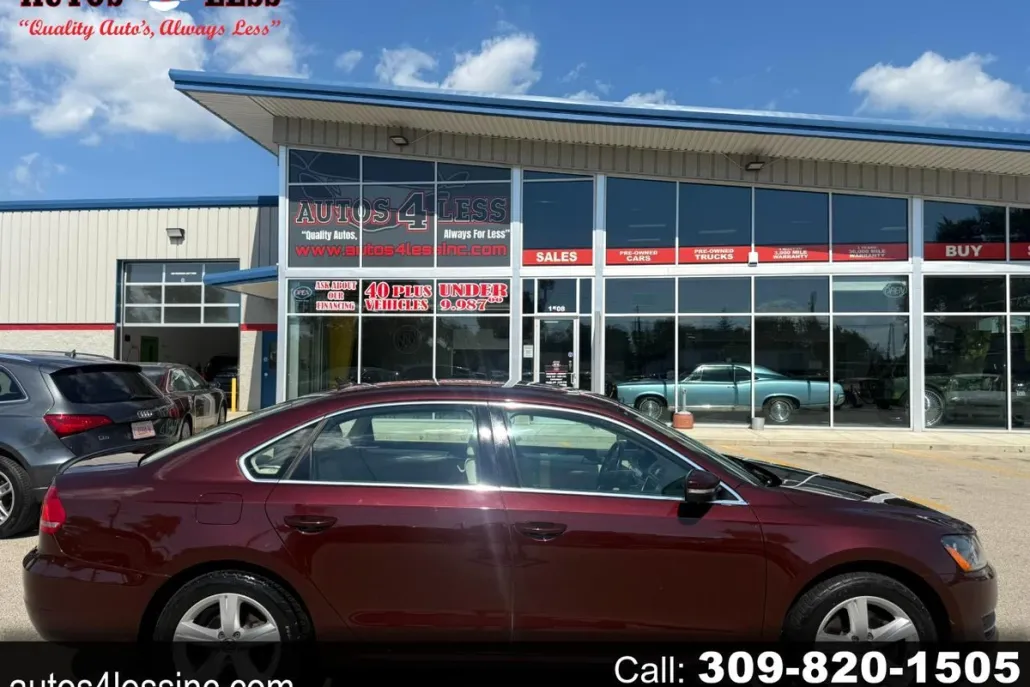 2013 Volkswagen Passat SE photo 1
