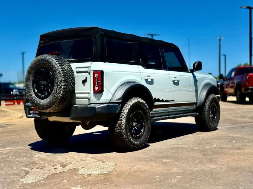 2021 Ford Bronco Wildtrak photo 1