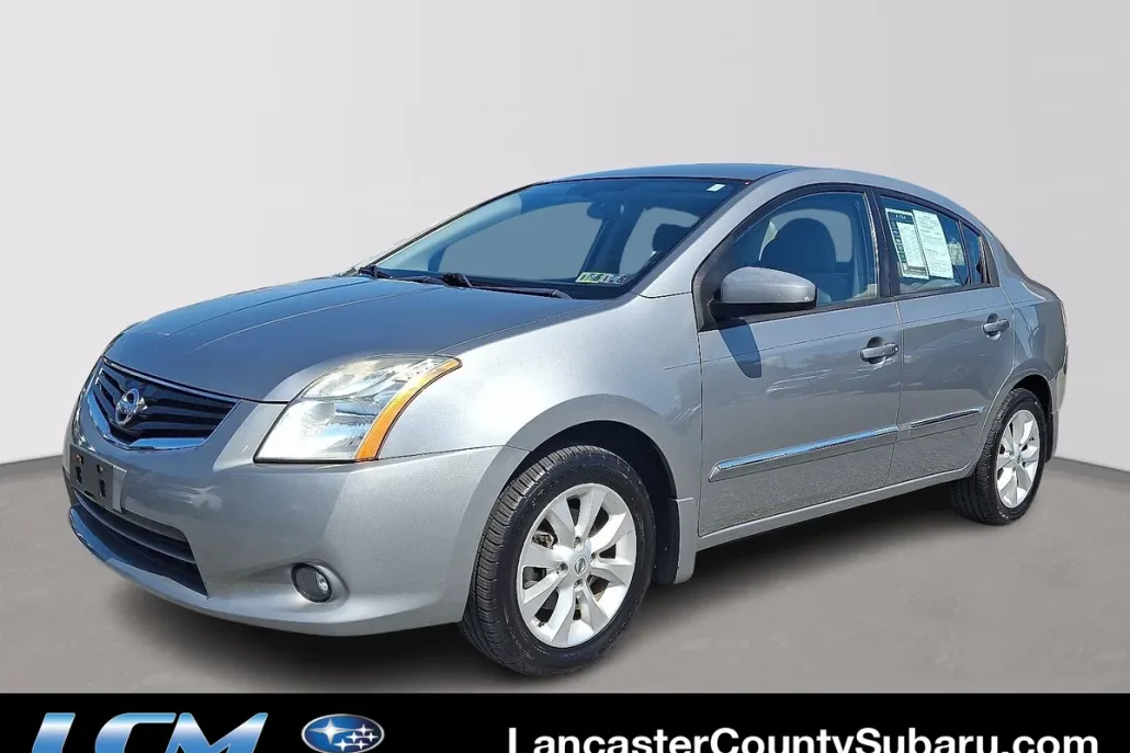 2010 Nissan Sentra photo 1
