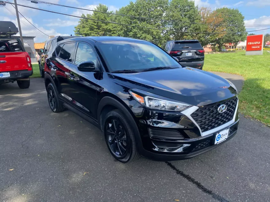 2019 Hyundai Tucson SE photo 1
