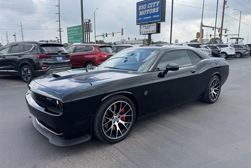 2016 Dodge Challenger SRT8 Hellcat photo 1