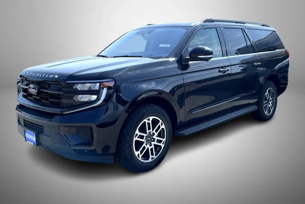 2025 Ford Expedition MAX photo 1