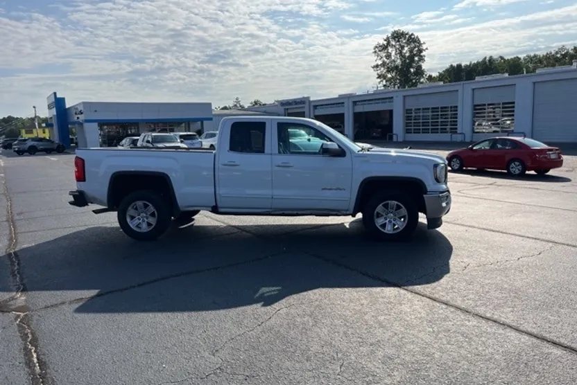2019 Gmc Sierra 1500 Limited SLE photo 1