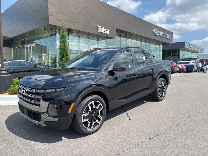 2025 Hyundai Santa Cruz Limited photo 1