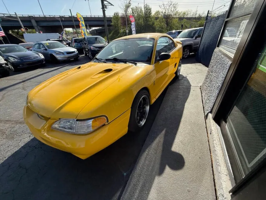 1998 Ford Mustang Cobra photo 1