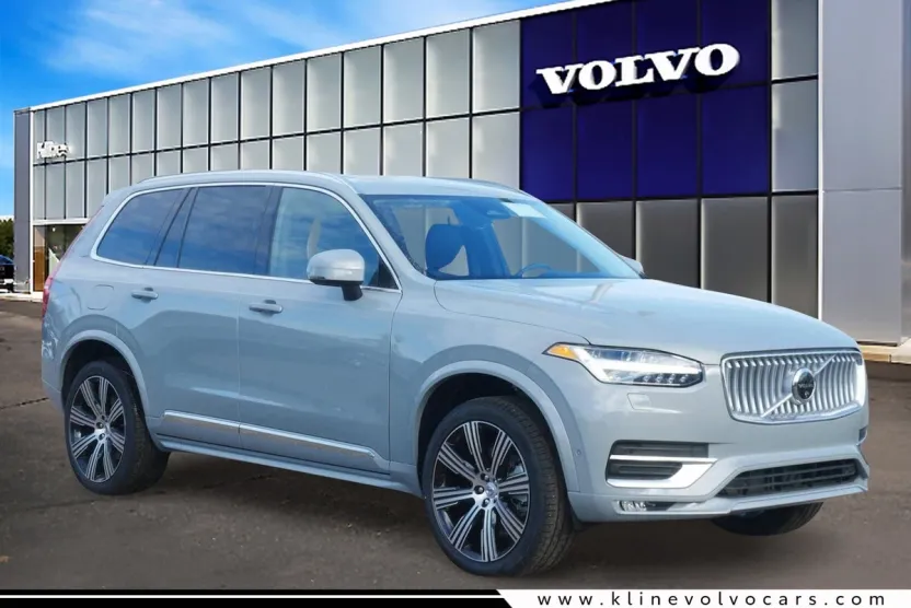 2025 Volvo XC90 photo 1