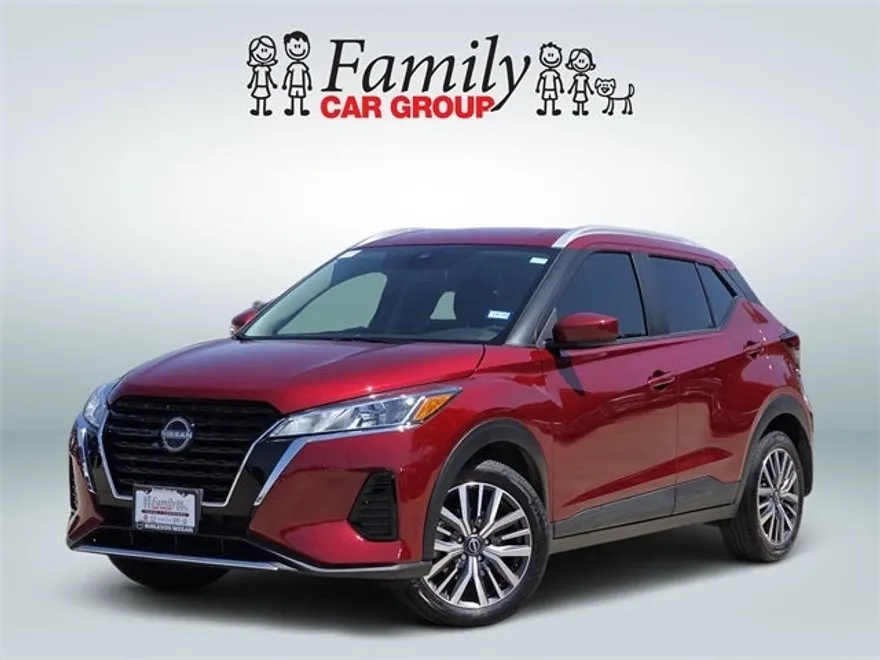 2024 Nissan Kicks SV photo 1