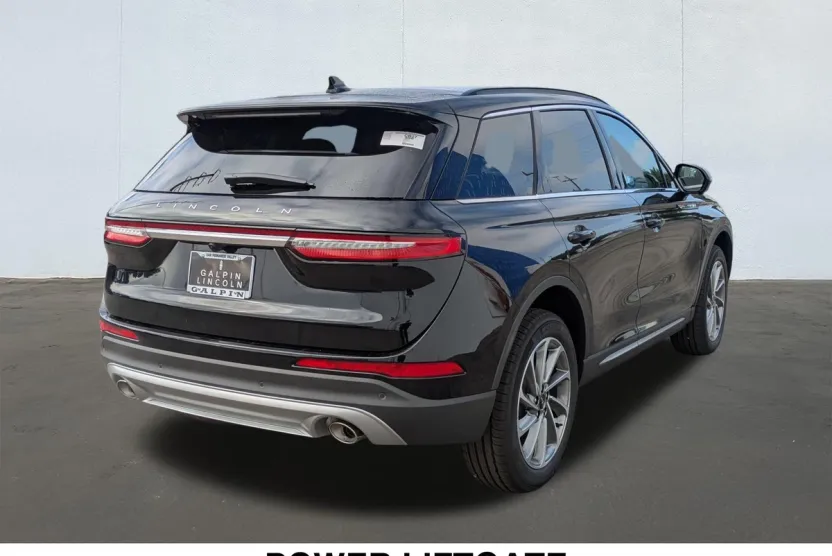 2025 Lincoln Corsair Premiere photo 1