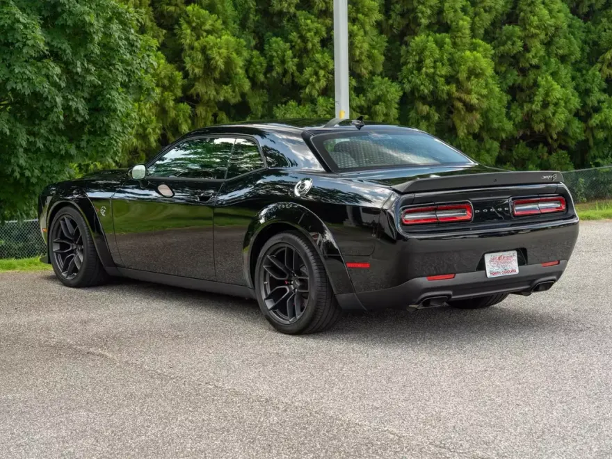 2023 Dodge Challenger SRT8 Hellcat Widebody photo 1