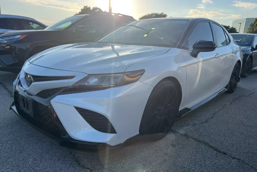 2020 Toyota Camry TRD V6 photo 1