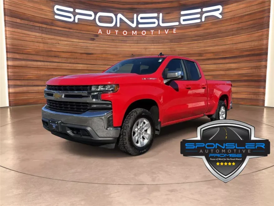 2019 Chevrolet Silverado 1500 LT photo 1