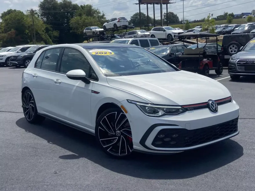 2023 Volkswagen Golf GTI Autobahn photo 1