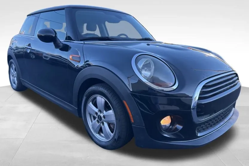 2019 Mini Cooper 2 Door Hardtop photo 1