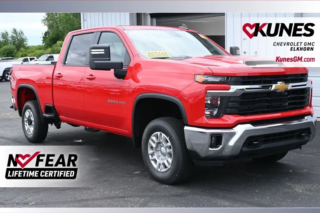 2025 Chevrolet Silverado 2500HD LT photo 1