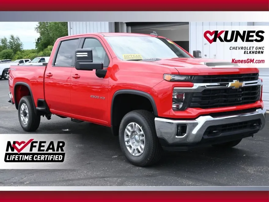 2025 Chevrolet Silverado 2500HD LT photo 1