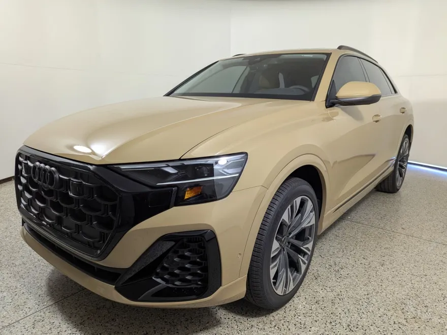 2025 Audi Q8 Premium Plus line photo 1