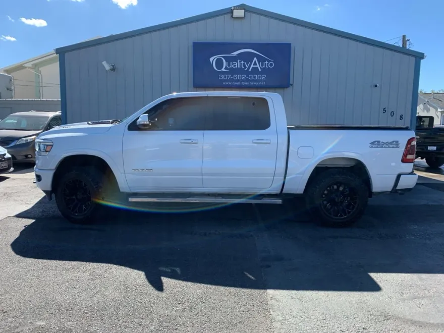 2019 Ram 1500 Laramie photo 1