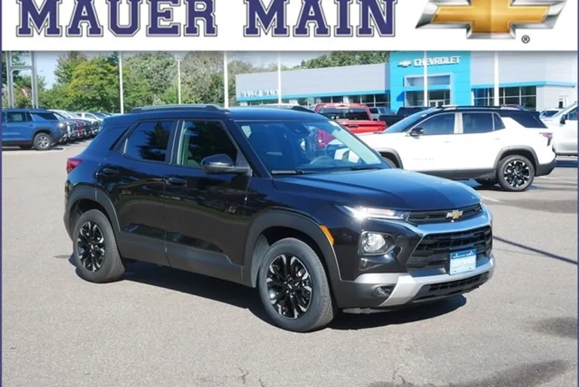 2023 Chevrolet Trailblazer LT photo 1
