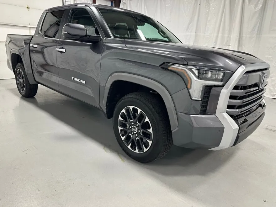 2024 Toyota Tundra Limited photo 1