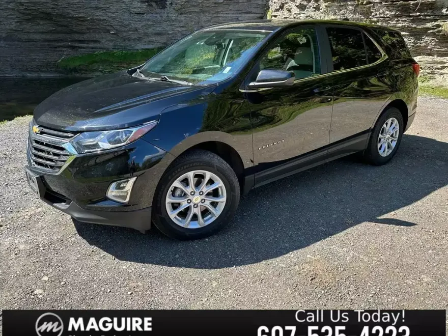 2021 Chevrolet Equinox LT photo 1