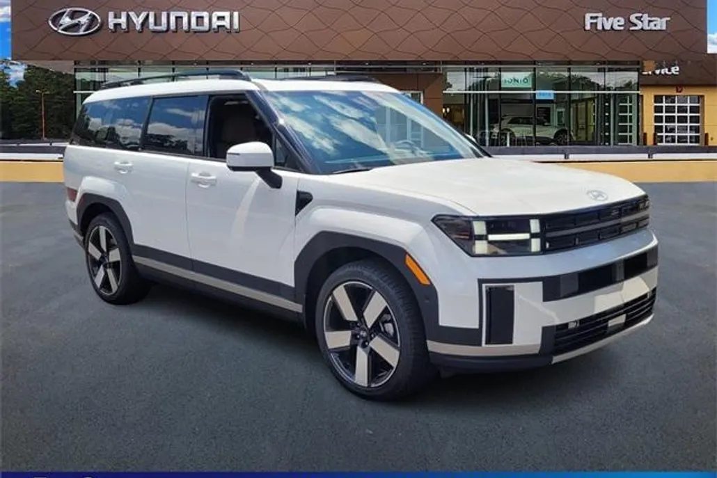 2025 Hyundai Santa Fe Limited photo 1