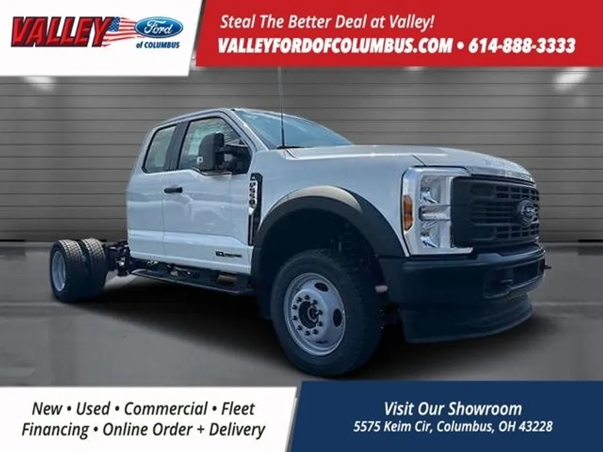 2025 Ford F-550 photo 1