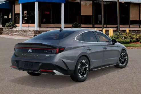 2026 Hyundai Sonata SEL Sport photo 2