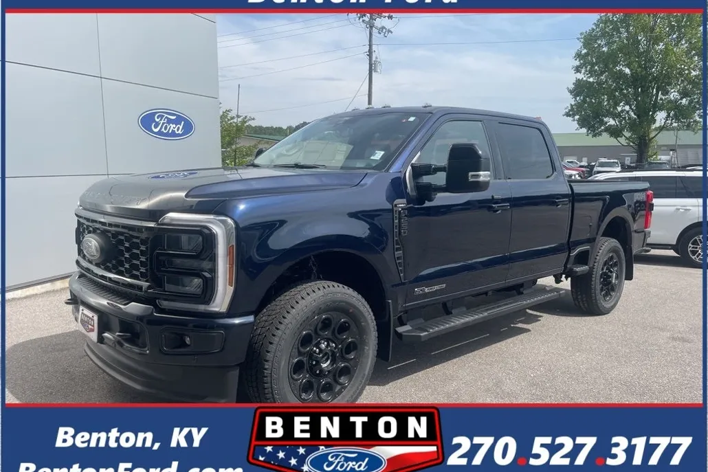 2025 Ford F-250 Lariat photo 1
