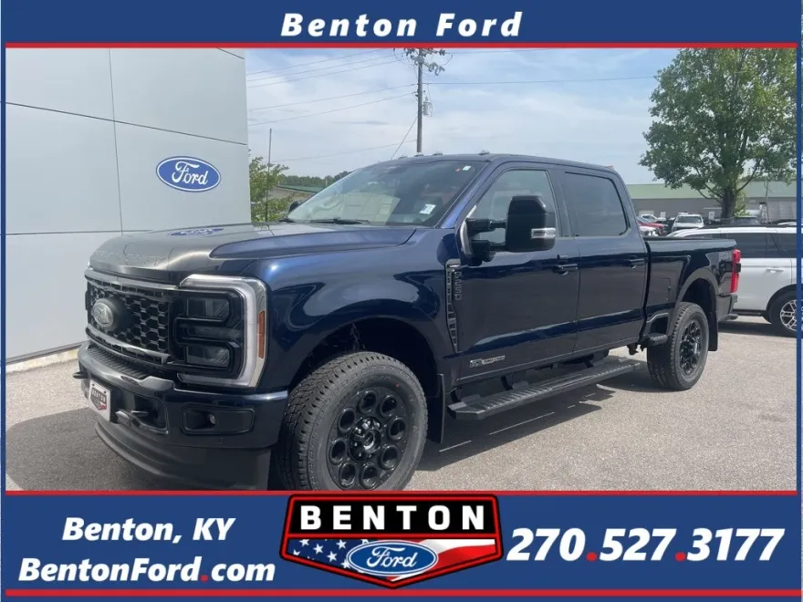 2025 Ford F-250 Lariat photo 1