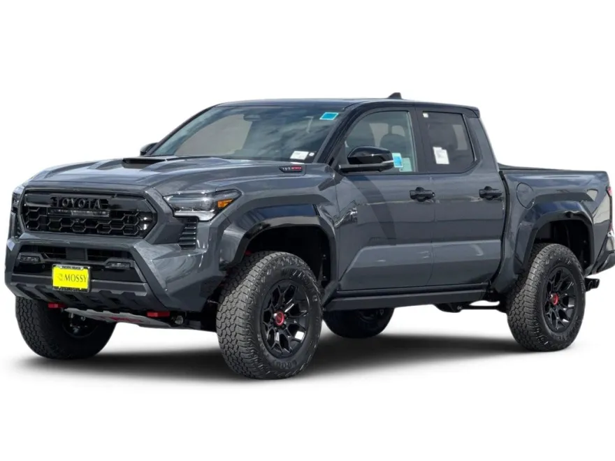 2025 Toyota Tacoma TRD Pro Double Cab photo 1
