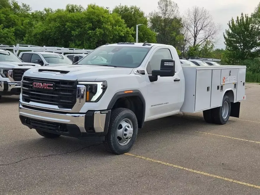 2025 Gmc Sierra 3500 HD Pro photo 1